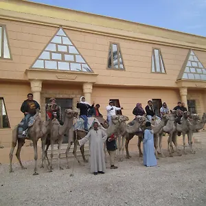 Pyramids & 3* Luxor
