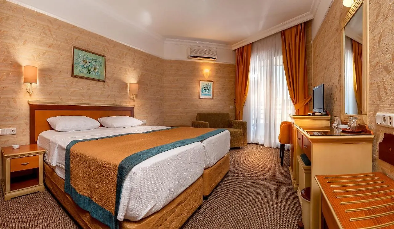 Palm Hotel Кушадасы