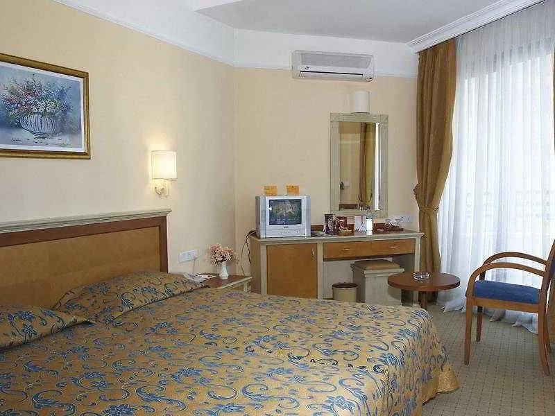 ****  Palm Hotel Kusadasi Turkey